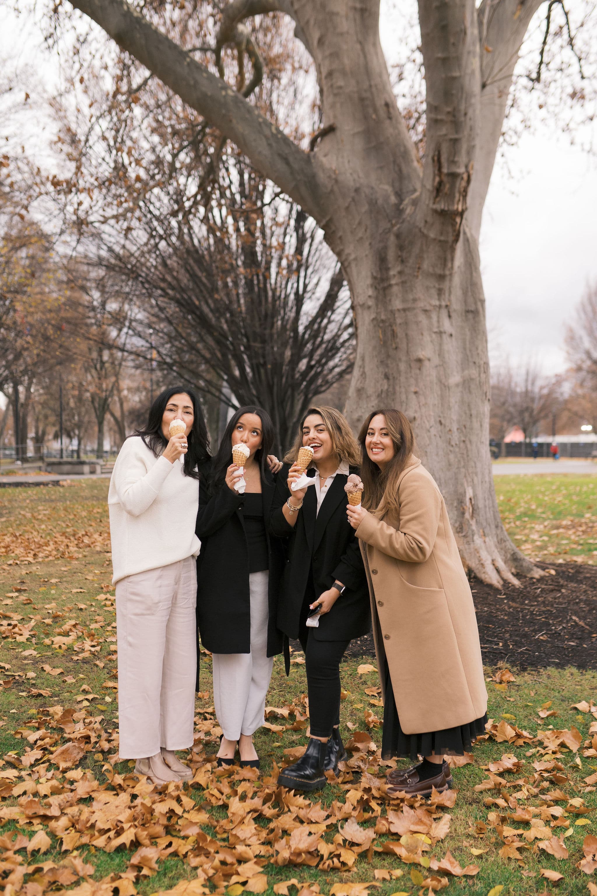 The Candè team